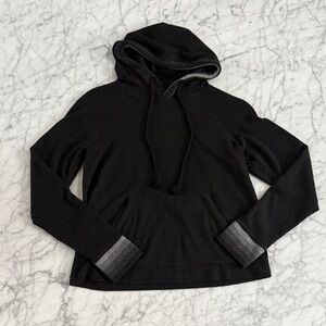 Women’s Faherty Black Hooded Sweatshirt Colorblock Wrist Sz XS